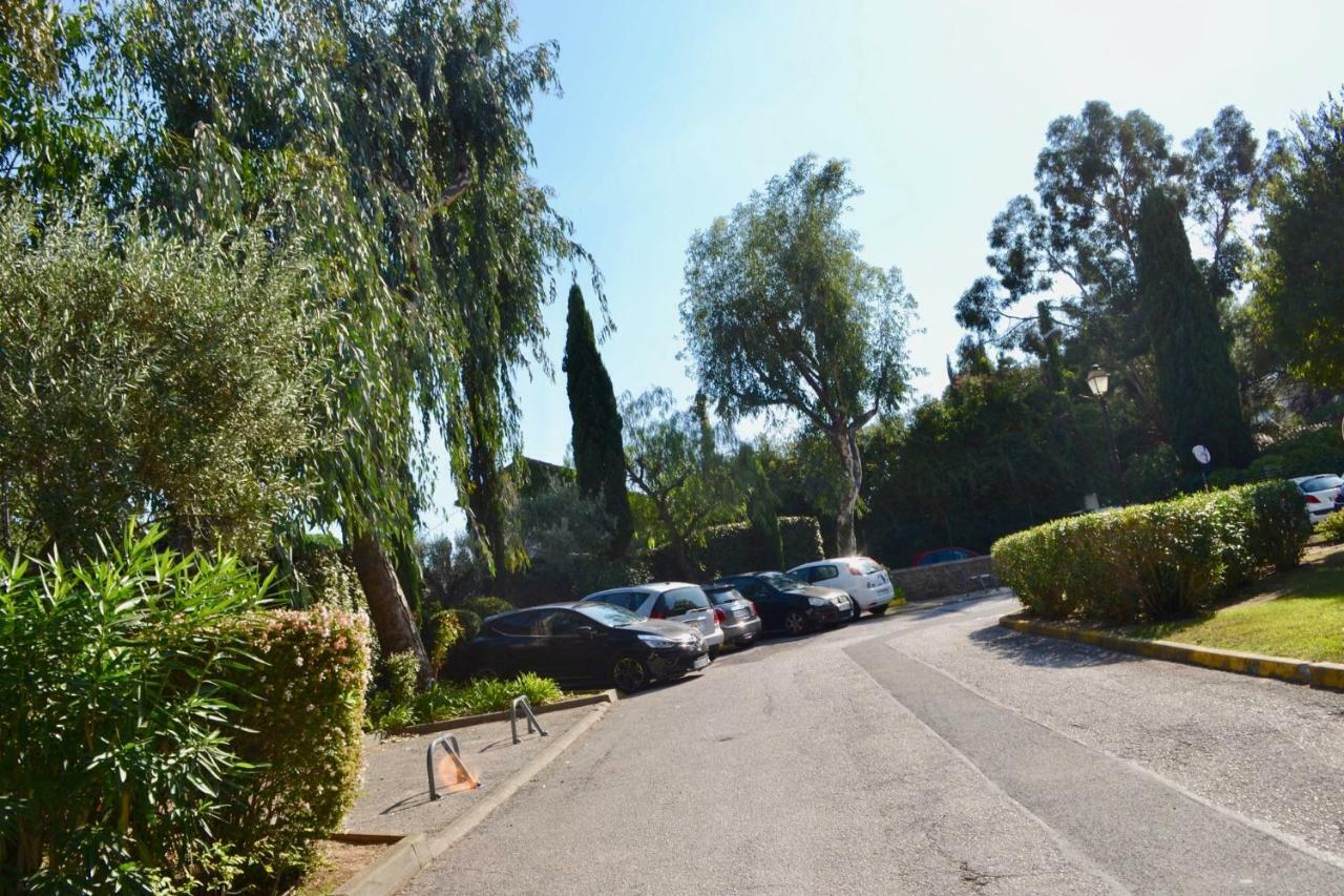 Apartment Eden Park Saint-Tropez Exterior photo